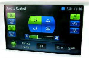 Holden-Volt-climate-screen