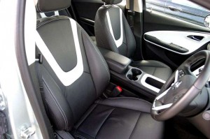 Holden-Volt-f-seats