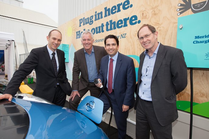 Jason Happy, Kiwi Propery National Facilities Manager; Neal Barclay, Mer..