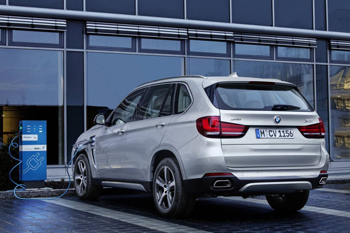 BMW EV charging