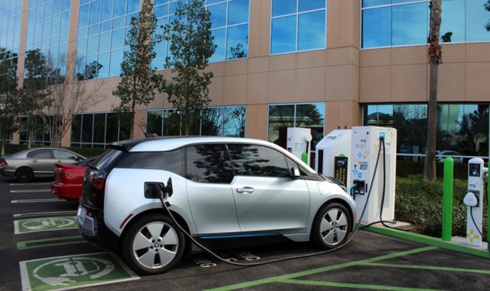 EV-charging-bmw