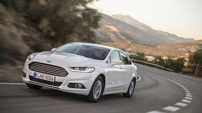 Mondeo_Hybrid
