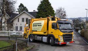 Volvo-Autonomous-Rubbish-Truck-P1