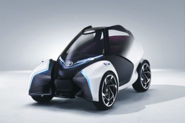 2017_Toyota_Concept_i-Tril_Static_02lr