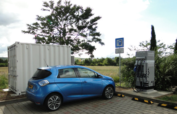 EVhighwaycharging2ndlifebatteries