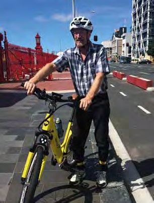 EVtalk editor Geoff Dobson with the BSB urban e-bike.