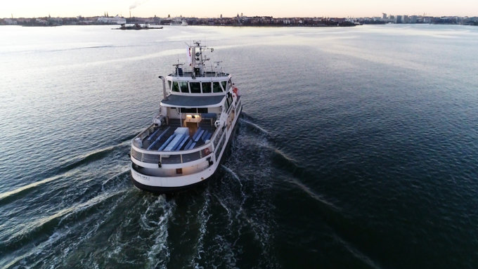Ice-class_passenger_ferry_Suomenlinna_II
