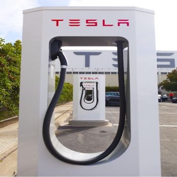 Tesla superchargers (1)
