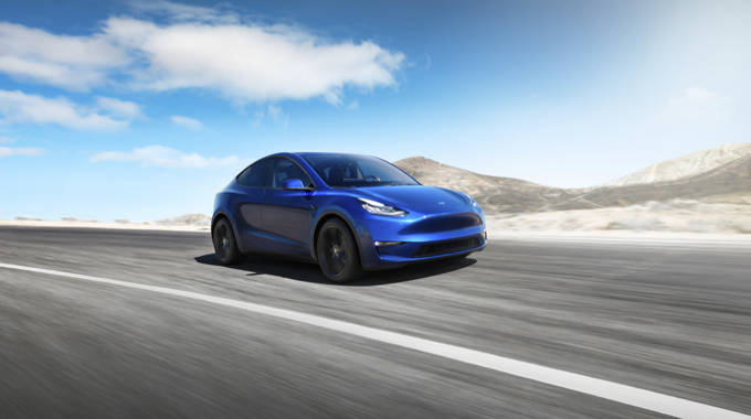 Tesla Model Y 1