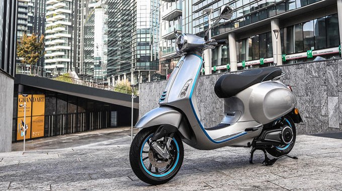 Vespa Elettrica 1