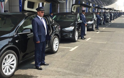 dubai limo Tesla fleet