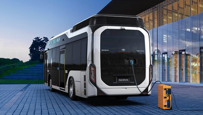 FCEV bus