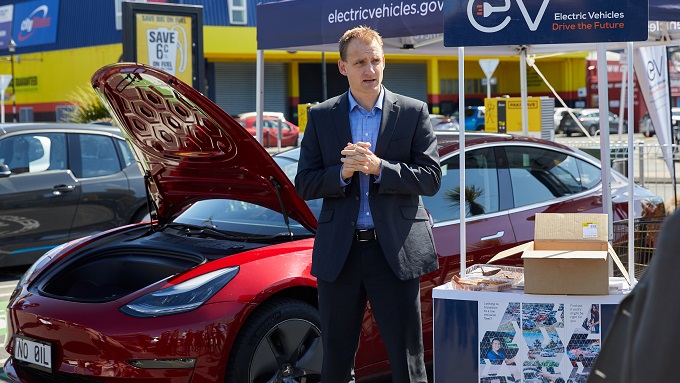 Foodstuffs Pak’nSave Petone charger opening Joern Scherzer Sustainability Manager Hutt City Council (1)