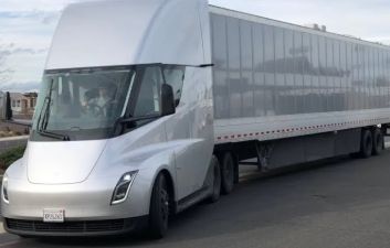 Tesla Semi
