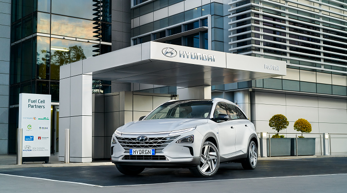 Hyundai hydrogen FCEV