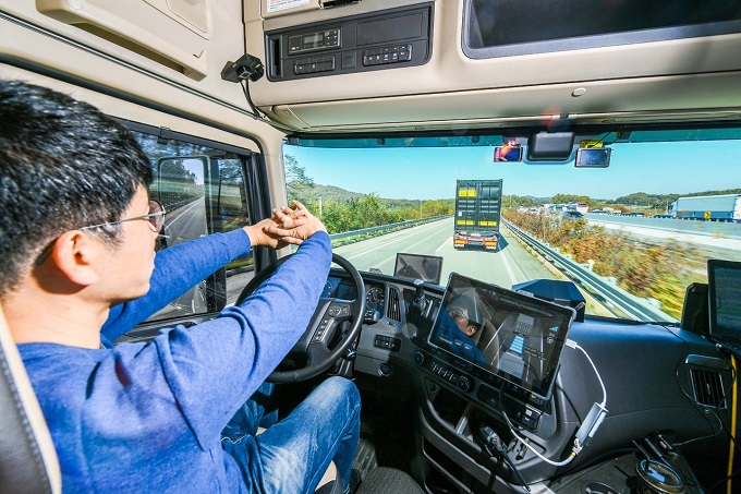 Truck Platooning Trail 01