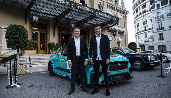 Jaguar Racing_Mitch_Evans_&_Simon_Evans, left_001 (1)