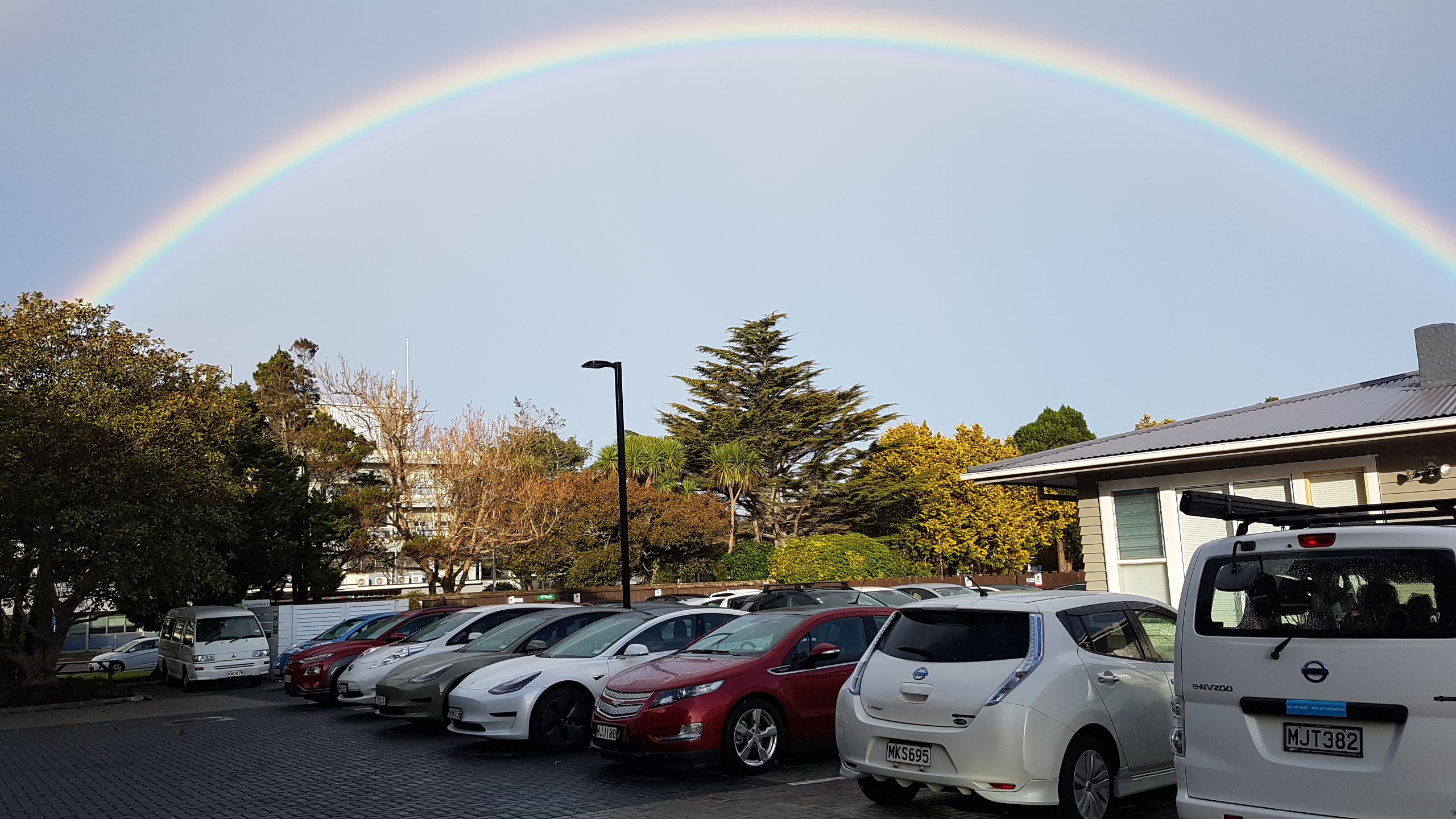 Auckland EV Owner gathering June 28 pic 1 Geoff Bold