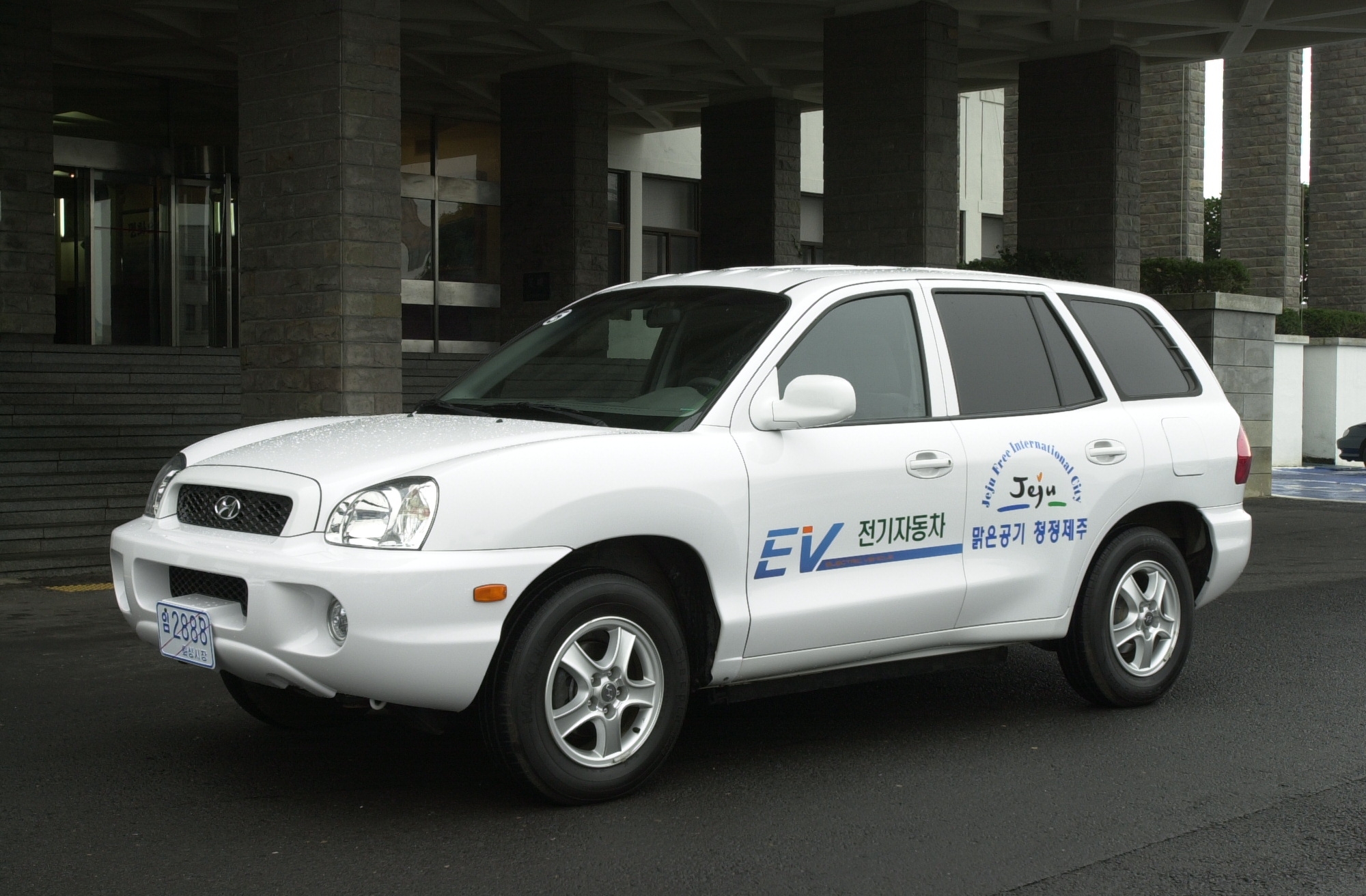 Hyundai_Santa_Fe_EV (1)
