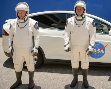 Tesla SpaceX launch astronauts