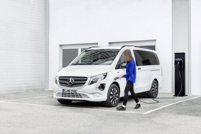D594690-The-new-Mercedes-Benz-eVito-Tourer