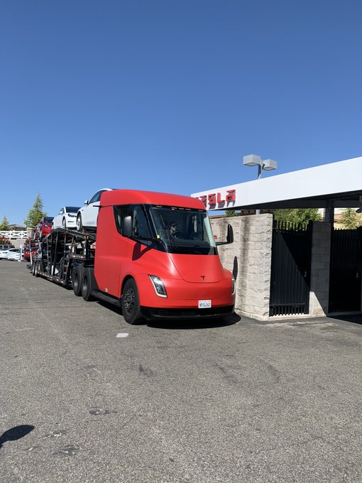 Tesla Semi delivering Tesla cars