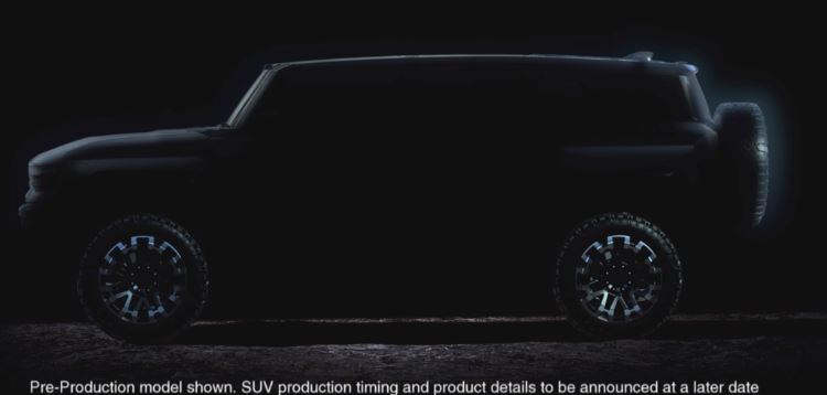 GM electric SUV Cadillac profile