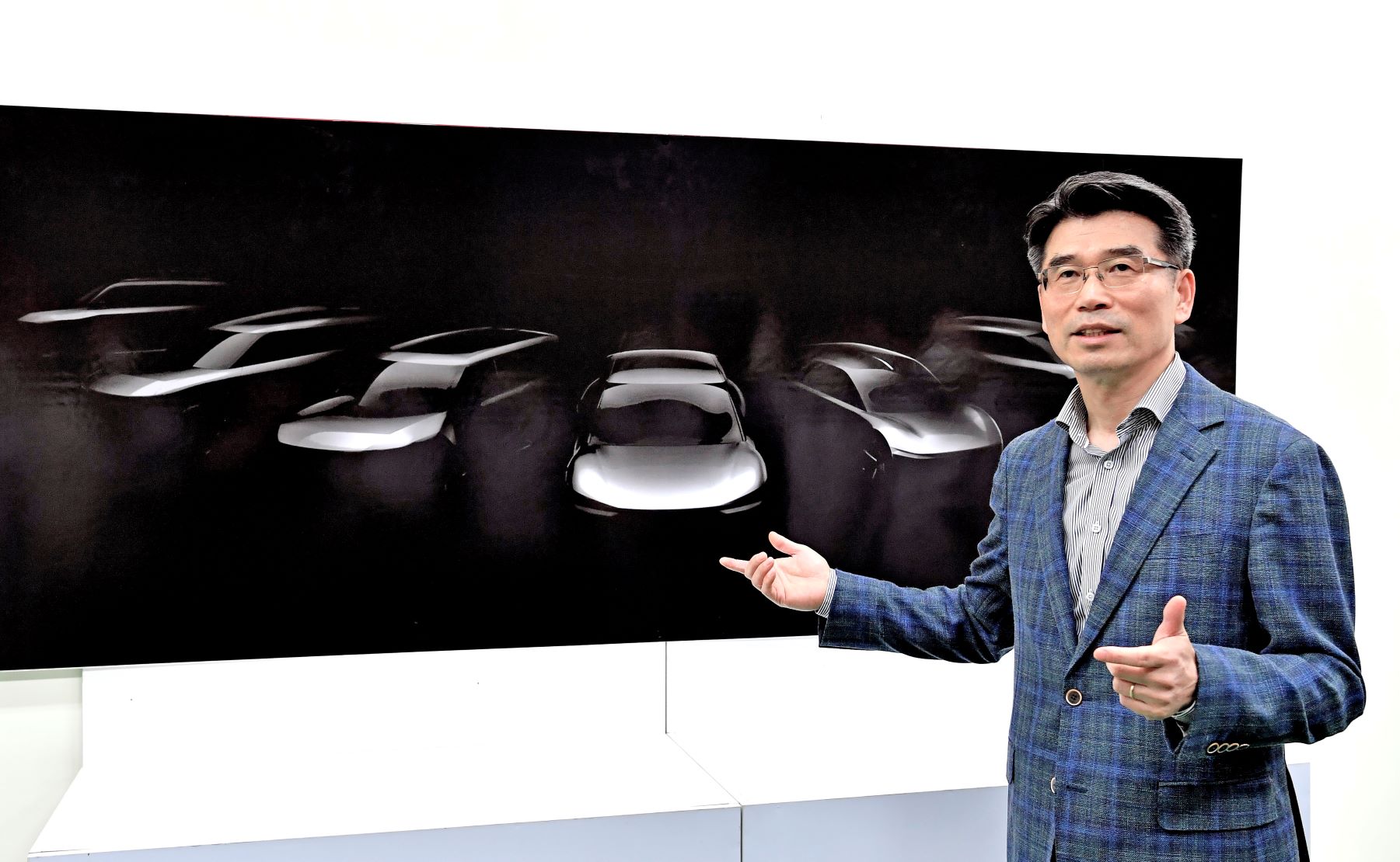 Kia’s future EV product strategy Ho Sung Song midsize