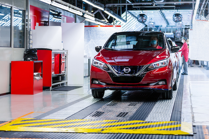 The500000thNissanLEAFheadstoitsnewownerinNorway