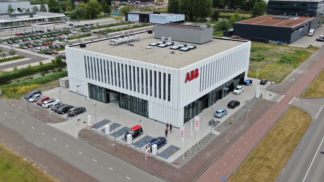 ABB_E-mobility_Innovation_Lab88111