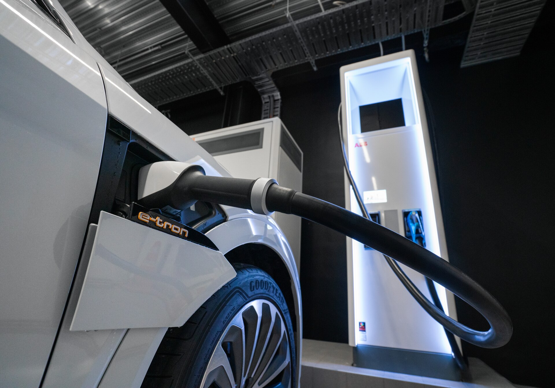 Audi-e-tron-charging-1