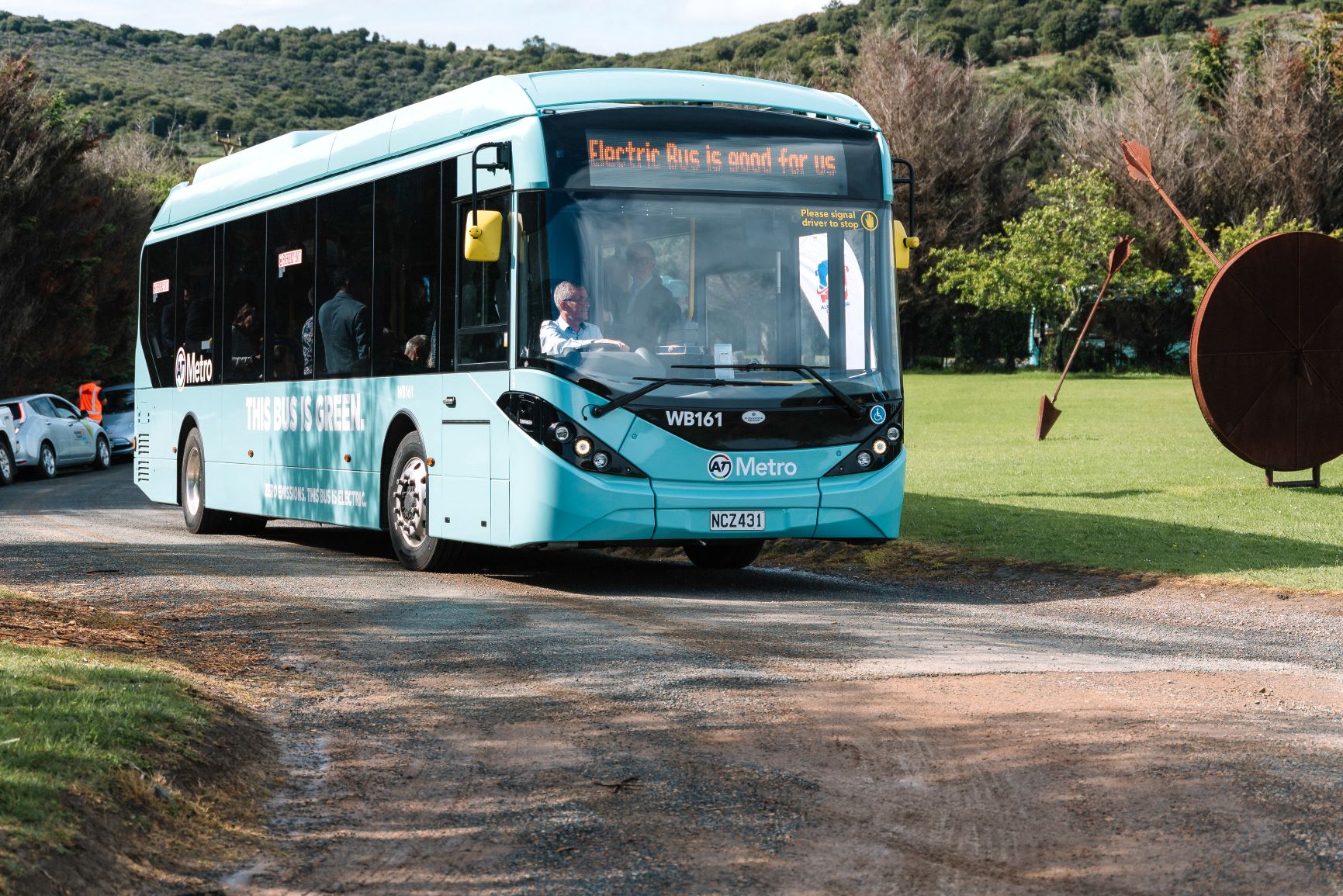 E-bus-Waiheke-launch-Electric-buses-arriving-at-Wild-Estate-small