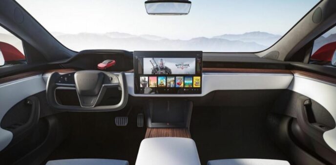 Tesla-Model-S-new-interior-2021