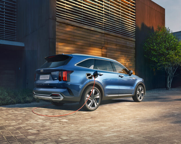 Kia-Sorento-Plug-in-Hybrid-631×500