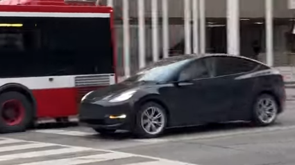 Tesla-Model-Y-Canada-2