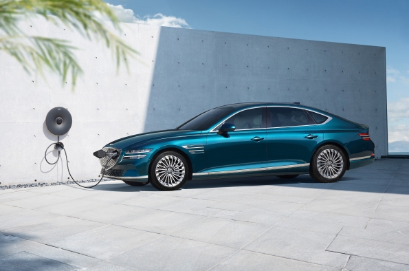 Genesis Electrified G80 3