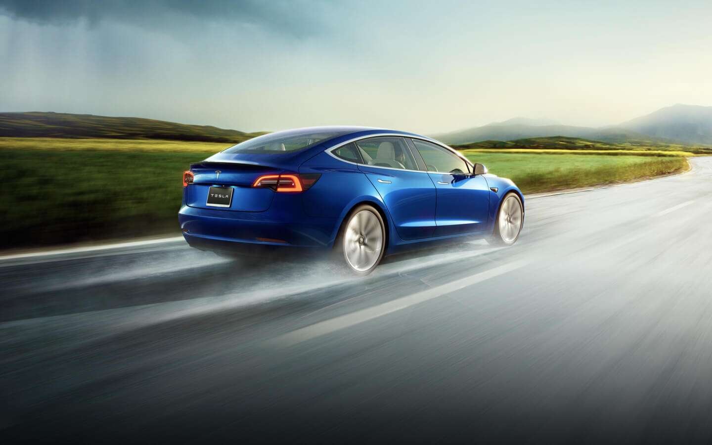 Tesla-model-3-awd-rhd-hero-desktop