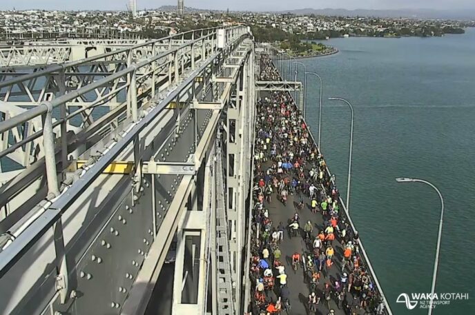 Bike-rally-Auckland-Harbour-Bridge-May-30-NZTA