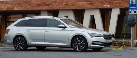 Skoda-Superb-iV-2