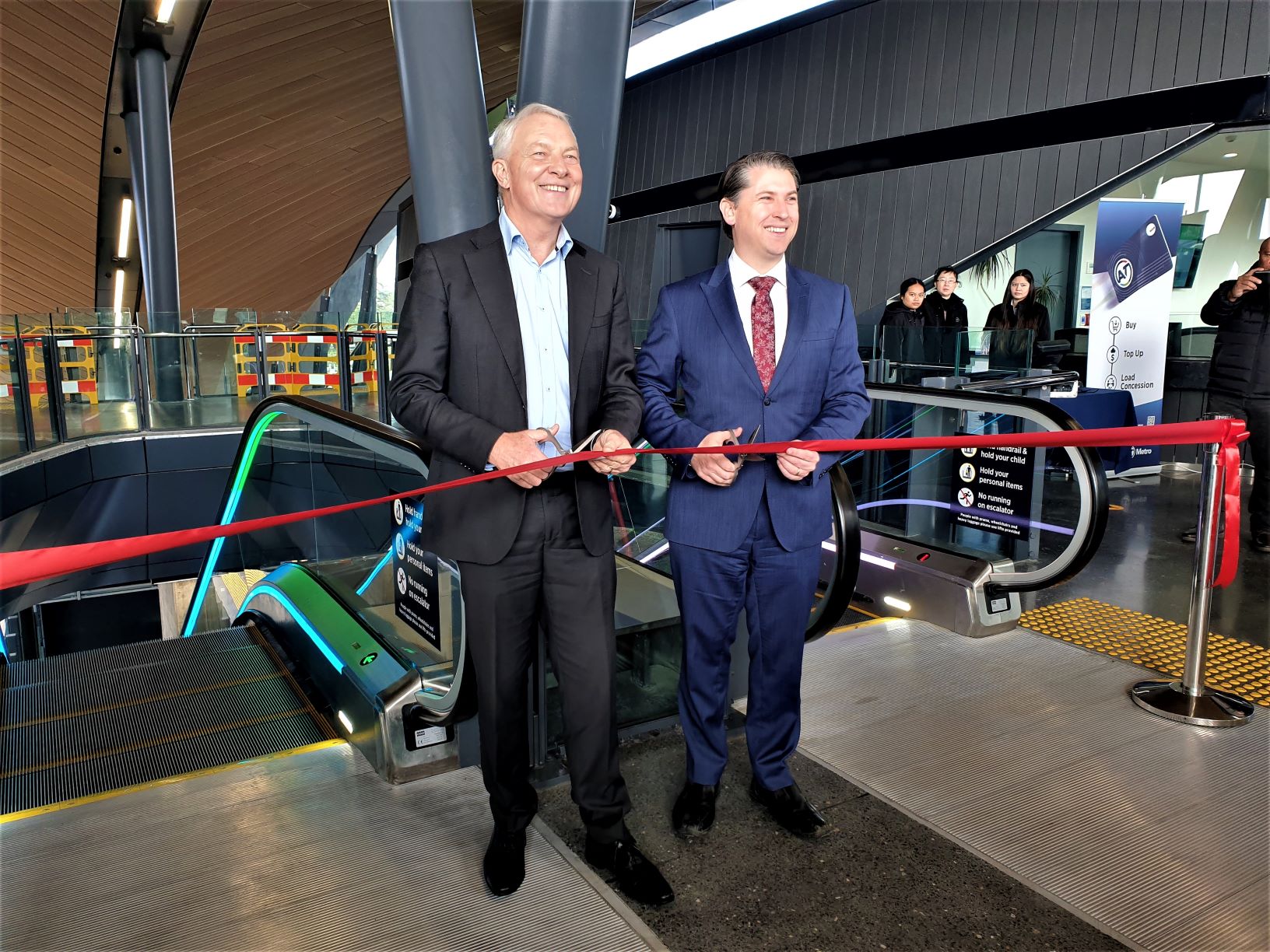 AT Puhinui Station opening mayor and minister small