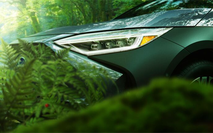 Subaru-Solterra-EV-Front_Angle_1920x1200