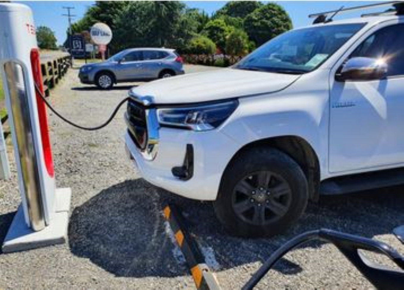 ICE-ute-at-Tesla-supercharger-near-Golflands-Hastings-larger-size