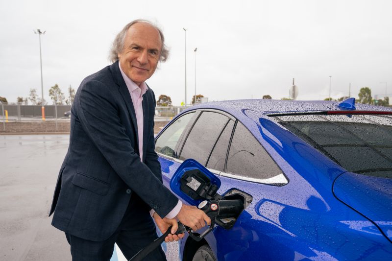 Dr Alan Finkel and Toyota Mirai