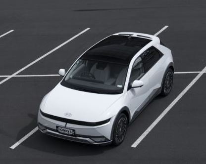 Hyundai-Ioniq-5-parked