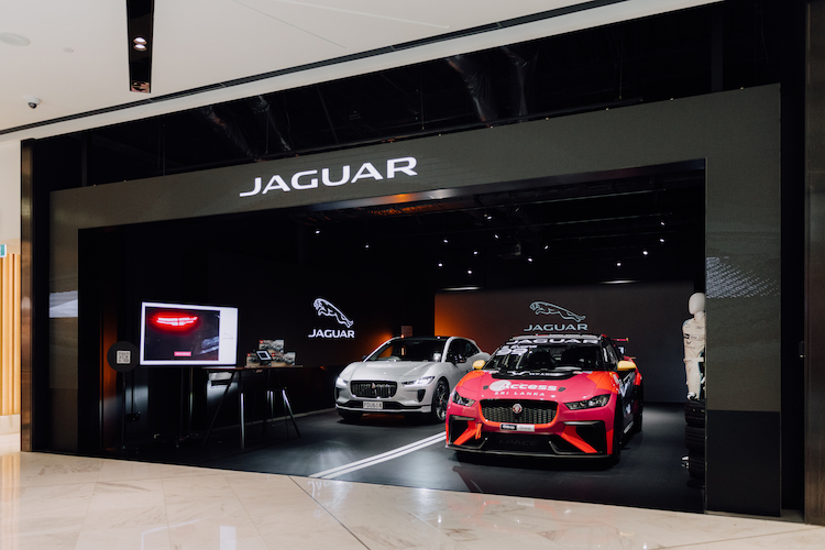 Jaguar Pop-Up Newmarket-Westfield-001[158768]