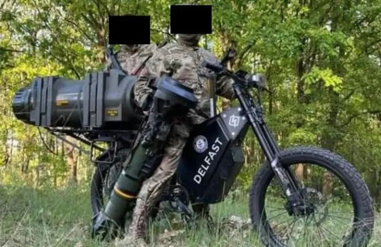 Delfast-electric-bike-NLAW-rocket-Ukraine