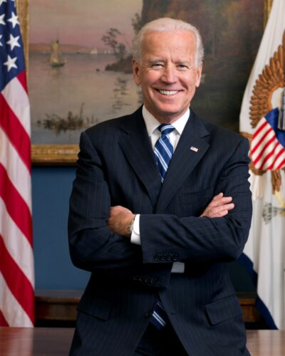 Joe_Biden_official_portrait_2013-small