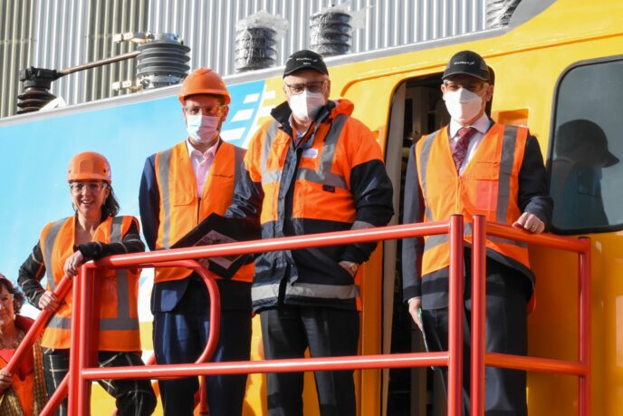 EF-electric-locomotive-KiwiRail-refurb-handover-