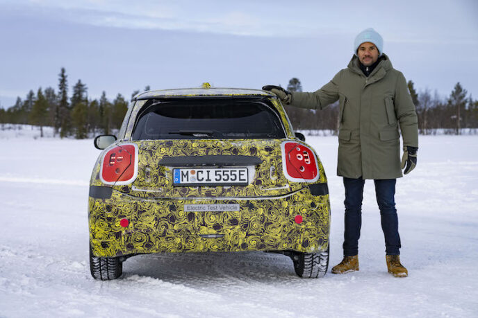 Mini-3-door-EV-and-Oliver-Heilmer