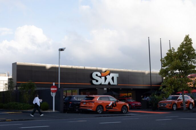 SIXT-powers-Rally-NZ-2022_SIXT-Auckland-Mobility-Centre168577